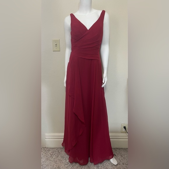 Azazie Dresses & Skirts - *NWT* Azazie Kori Burgundy Floor Length Dress